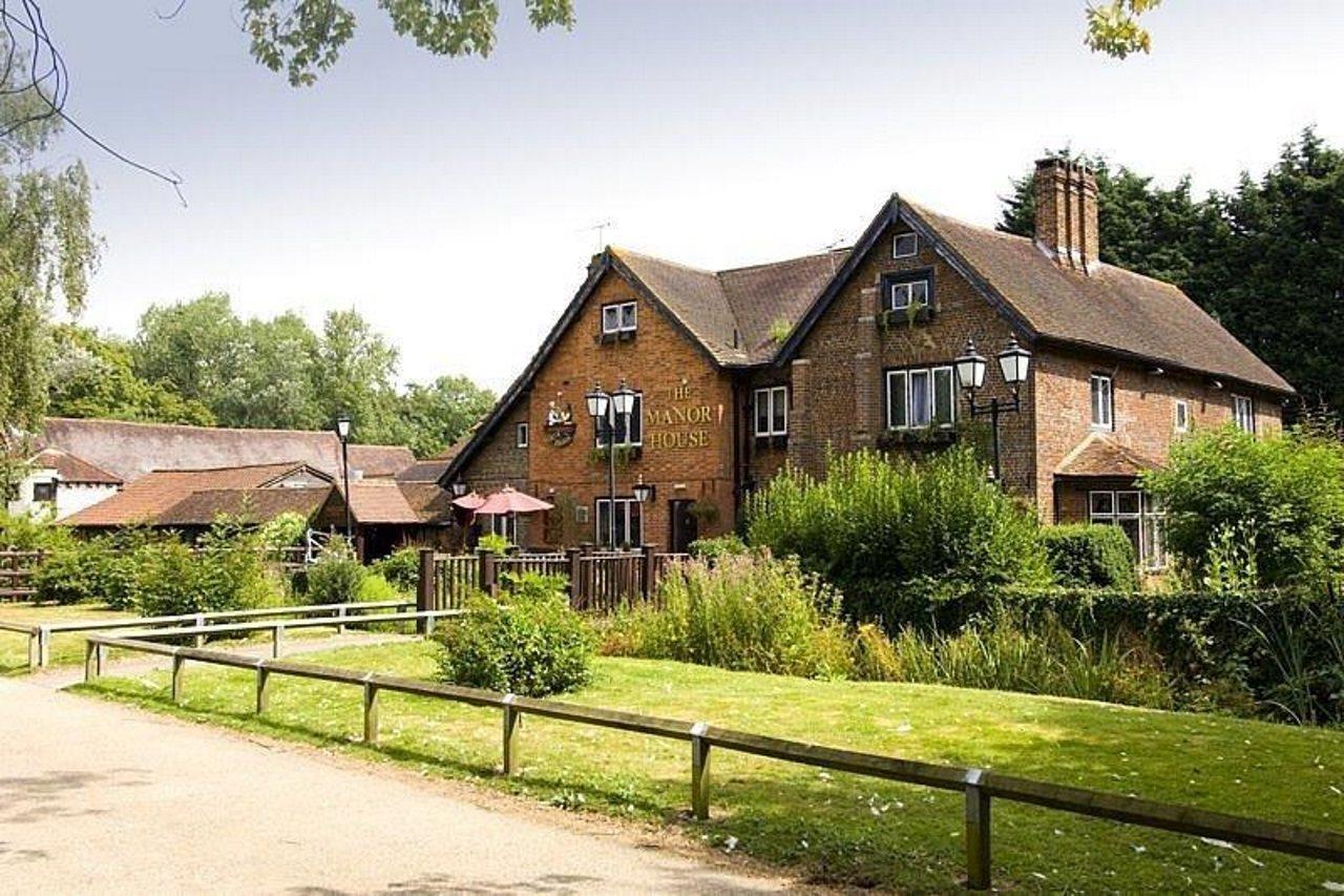 Premier Inn London Gatwick Airport South - London Road Crawley  Exteriör bild